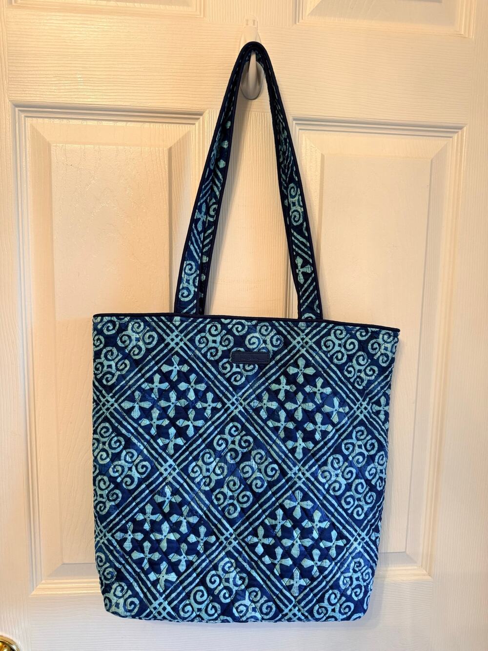 New Vera Bradley shoulder tote bag in the retired Cuban Tiles pattern. NWOT